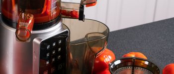 Ценный подарок за отзыв о соковыжималке RAWMID